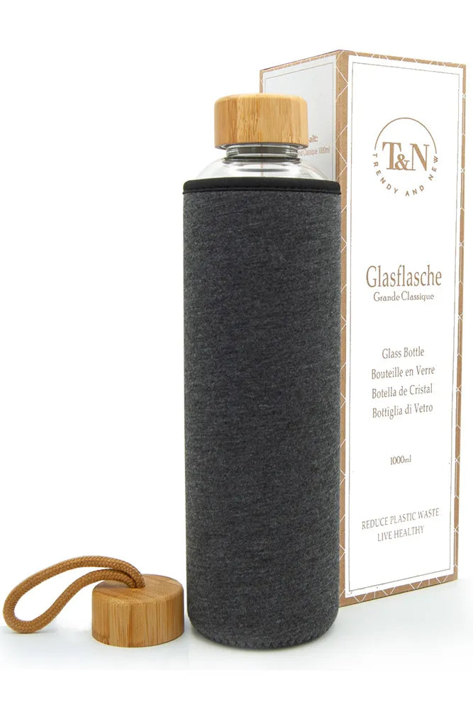 Glasflasche mit Holzdeckel aus Bambus und Neoprenhülle 1 Liter, 750ml, 500ml - TRENDY AND NEW