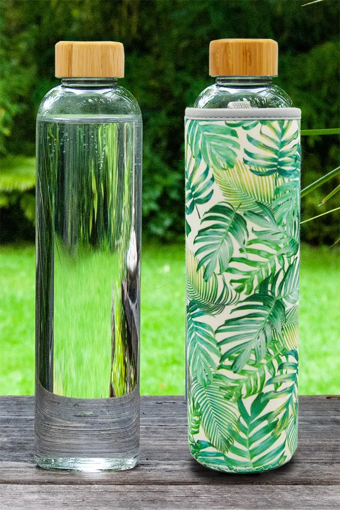 Wasserflasche aus Glas 750ml mit Bambus Deckel und Hülle - TRENDY AND NEW